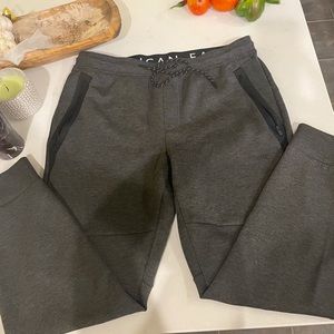 American Eagle men’s sweatpants.